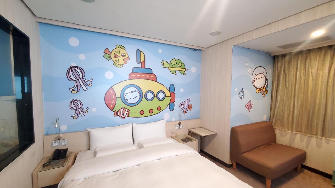 Yomi Hotel - Shuanglian Mrt Тайбэй Экстерьер фото