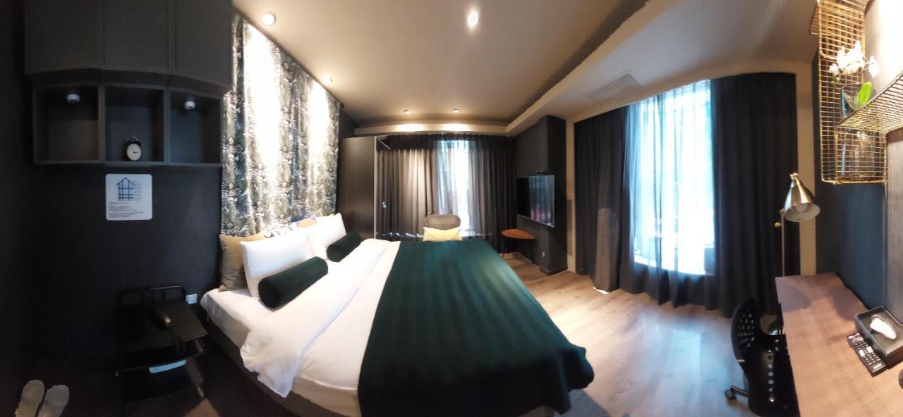 Yomi Hotel - Shuanglian Mrt Тайбэй Экстерьер фото